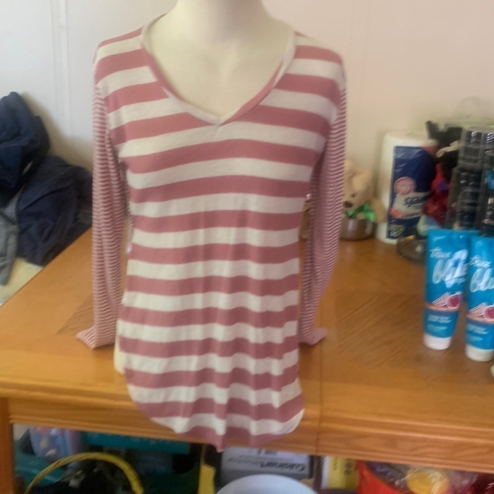 rue 21 size small long sleeve shirt